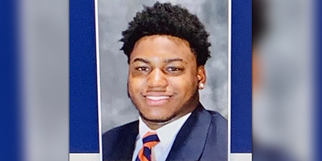 University of Virginia shooting: Ex-football player suspect in custody,  victims ID'd as former teammates | Fox News