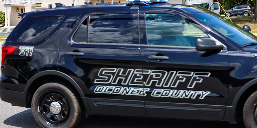 Georgia school staff member arrested after leaving gun in campus bathroom - Vimarsana News