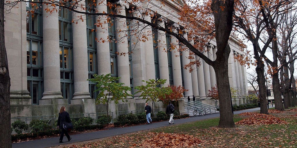 3 top law schools quit US News rankings, believes system is biased against equity programs - Vimarsana News
