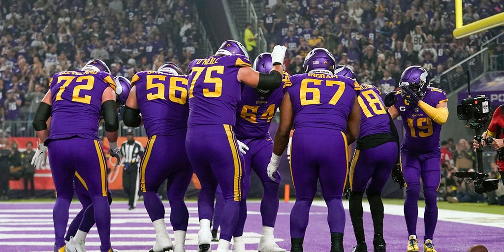 Kirk Cousins, Vikings overtake Patriots in fourth quarter