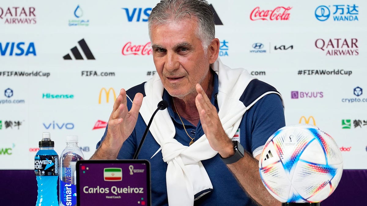 Carlos Queiroz talks reporters