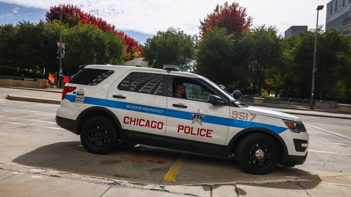 Chicago police car