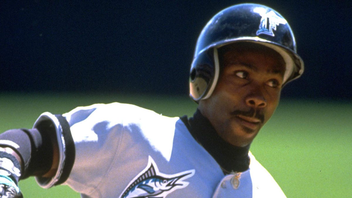 Chuck Carr in 1993 against the Rockies