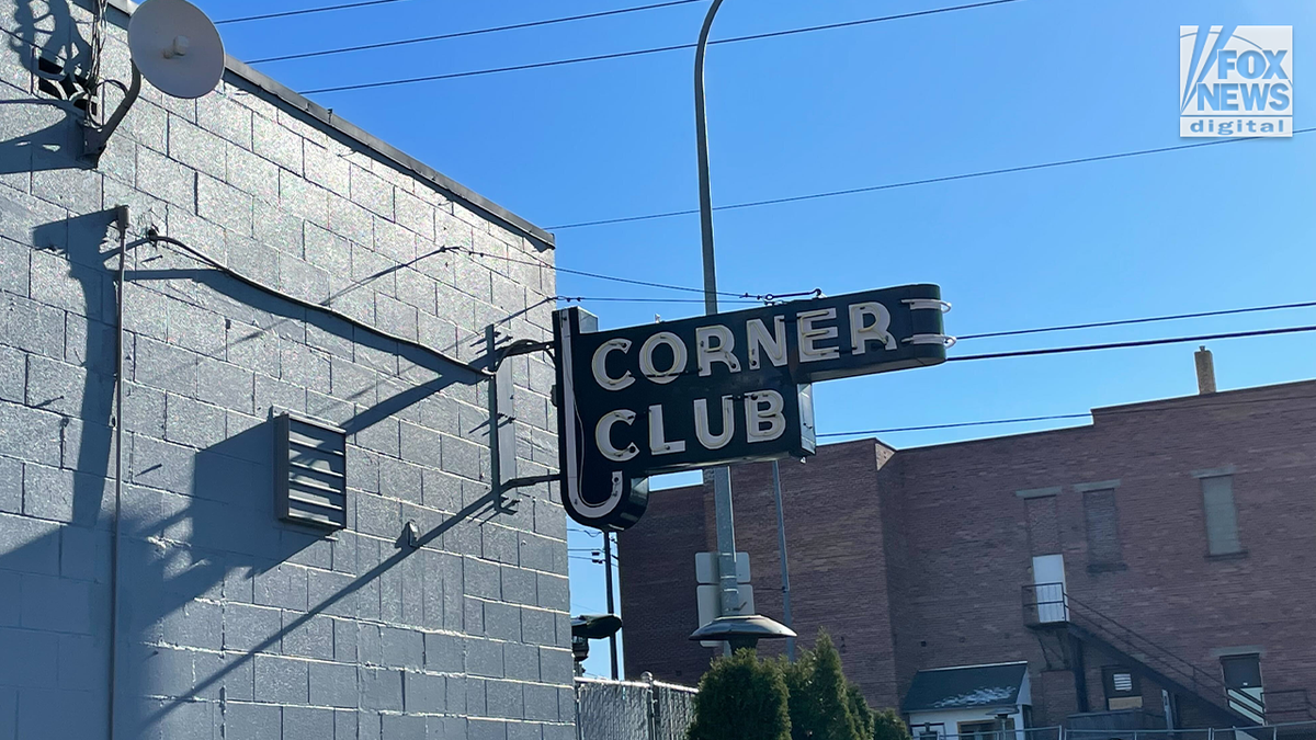 Corner Club