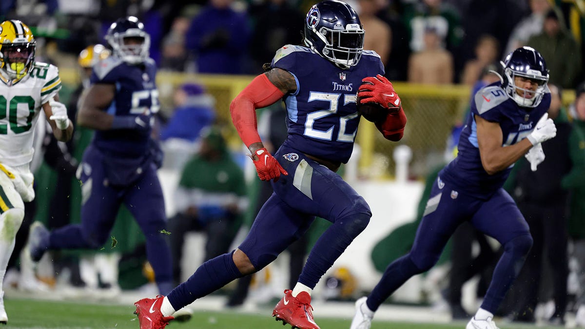Tennessee Titans running back Derrick Henry ruled doubtful vs Dallas  Cowboys, point spread moves - On3