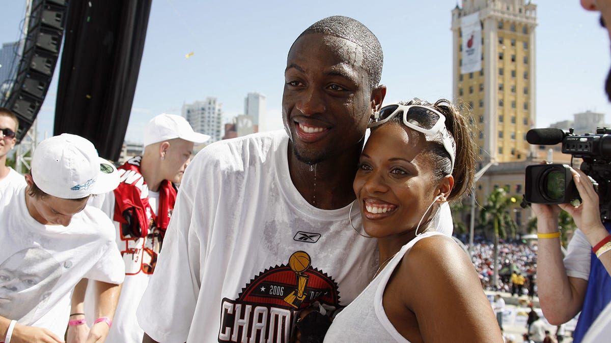 Dwyane and Siohvaugh Wade in 2006