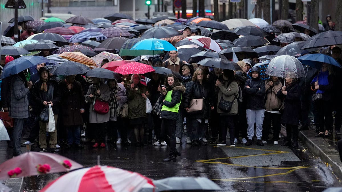 Paris March Pays Tribute To Murdered 12 Year Old Suspect In Custody On   France 12 Year Old 