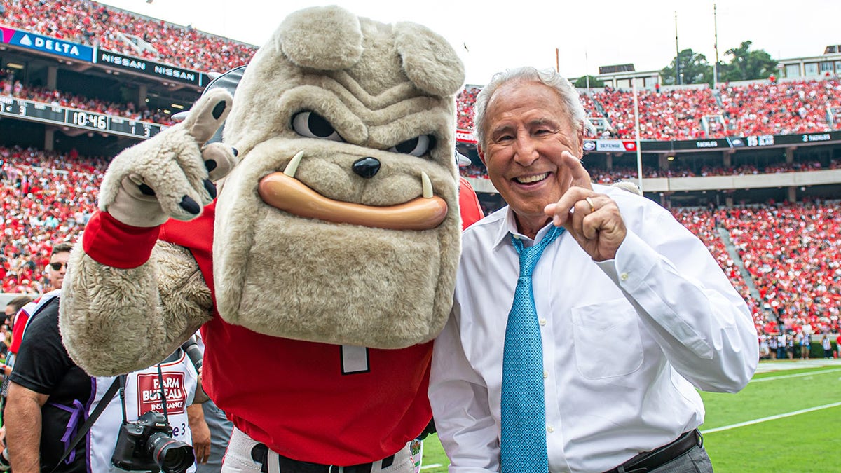 Lee Corso with the Georgia Bulldog mascot