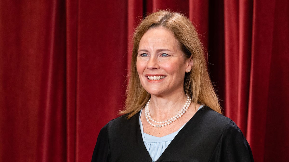 Amy Coney Barrett smiles for SCOTUS photo