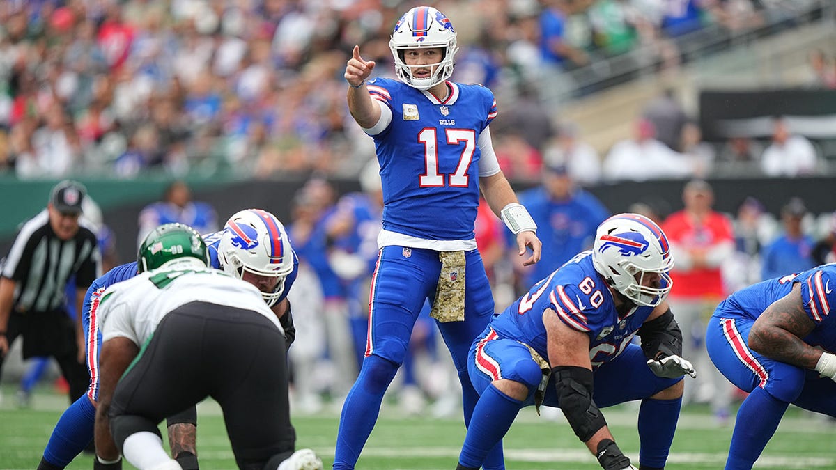 Josh Allen plays against the NY Jets