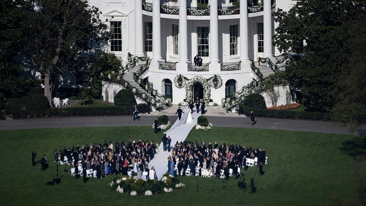 People gather at the white House for Naomi Biden's wedding