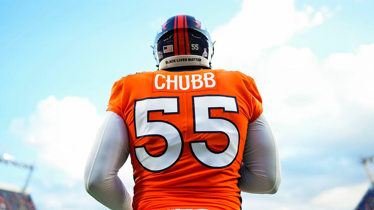 NFL trade deadline: Dolphins acquire Bradley Chubb from Broncos