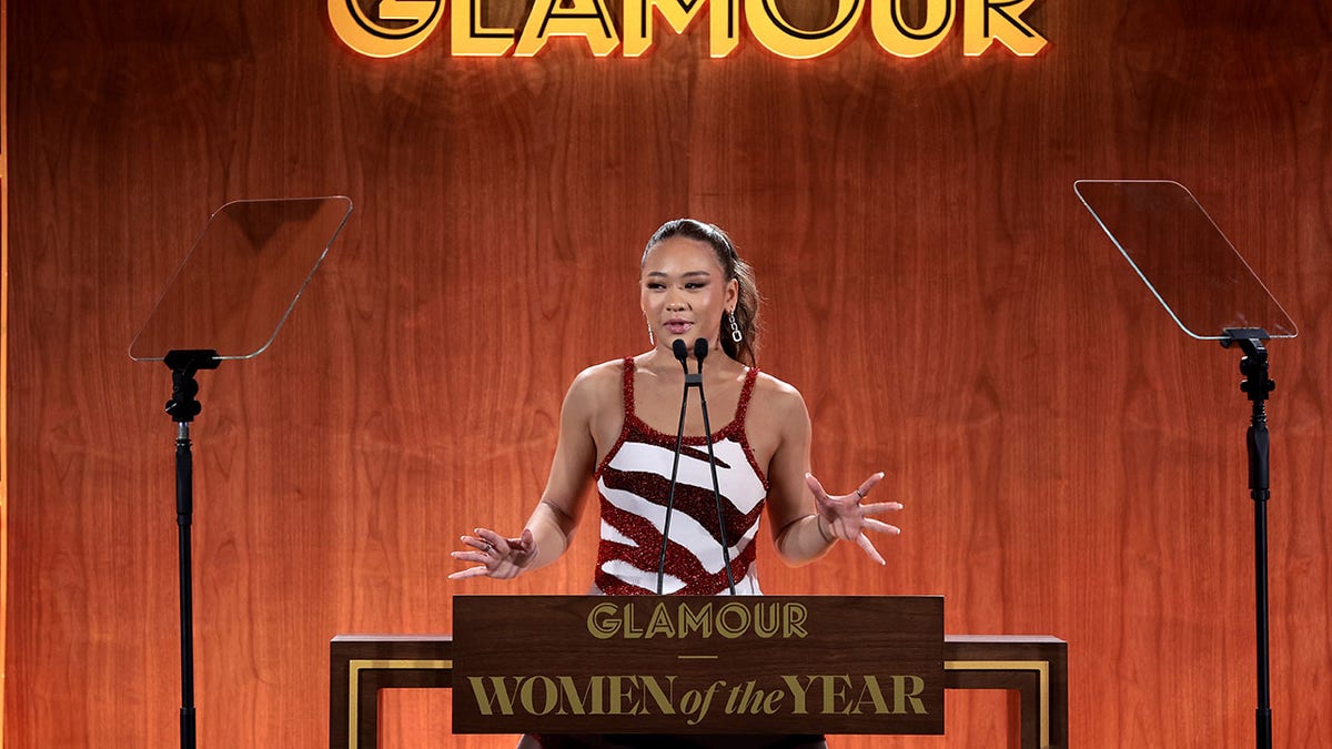 Suni Lee speaks at the 2022 Women of the Year Awards