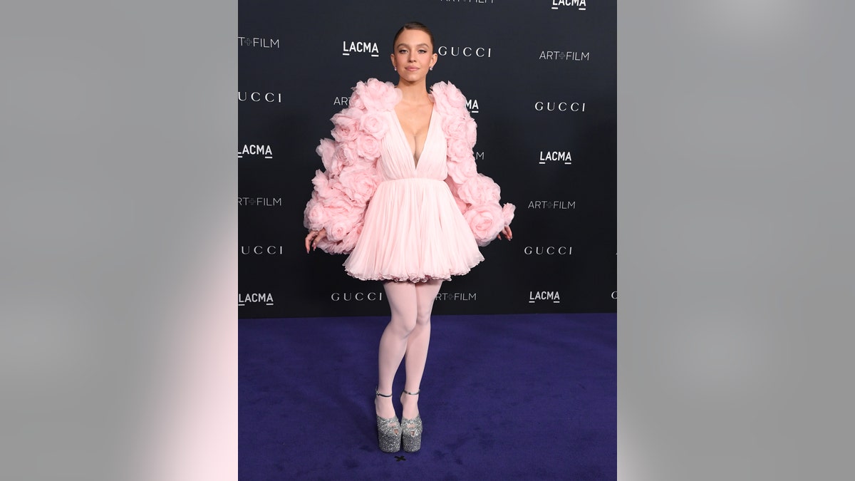 Sydney Sweeney wore a pink frilly number on the blue carpet