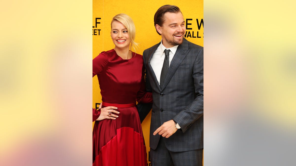 Margot Robbie Leonardo DiCaprio at The Wolf of Wall Street premiere