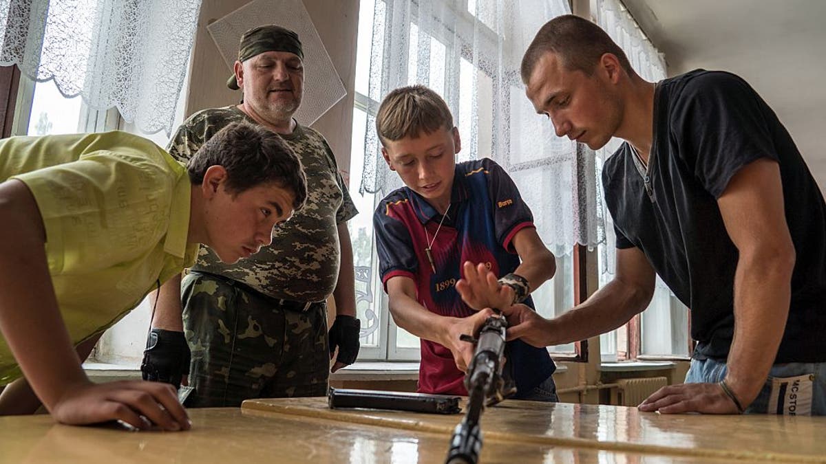 Teenagers Russia war training