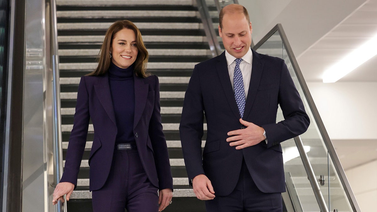 Prince William and Kate Middletona arrive in Boston
