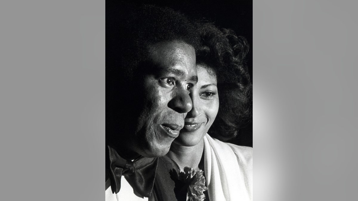 Richard Pryor and Pam Grier were all smiles on the red carpet.