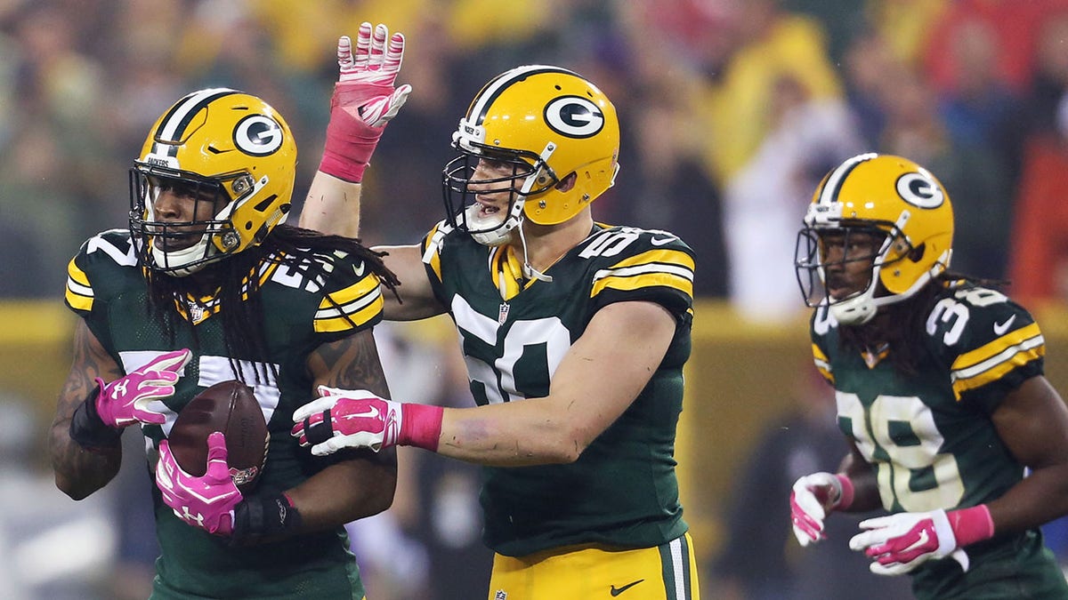 Ex-Packers star AJ Hawk doesn't think Aaron Rodgers is done with football  just yet