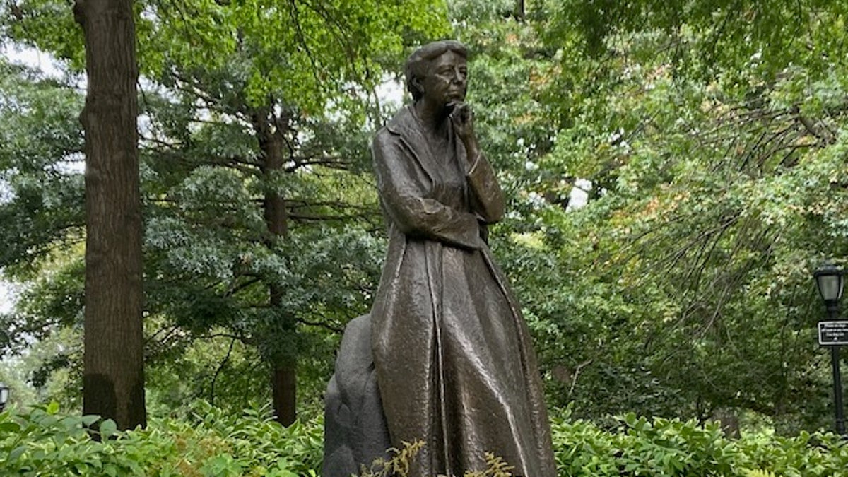 Statue to Eleanor Roosevelt