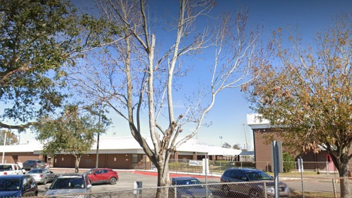 New polling place after bomb threat
