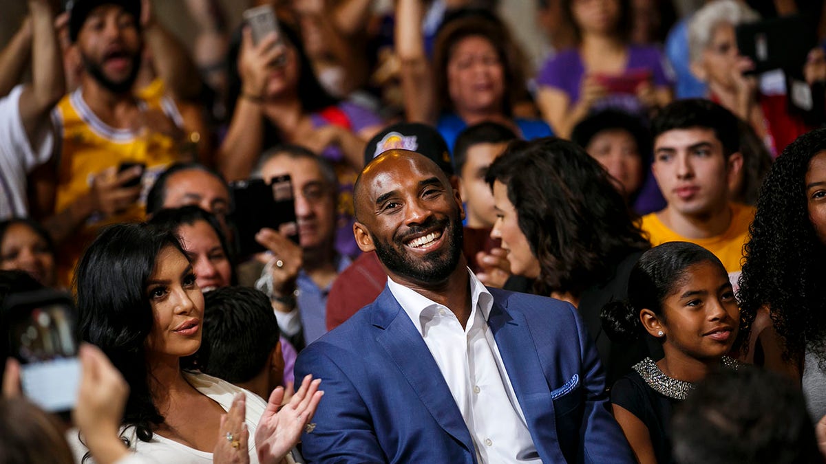 Kobe Bryant and his family in 2016