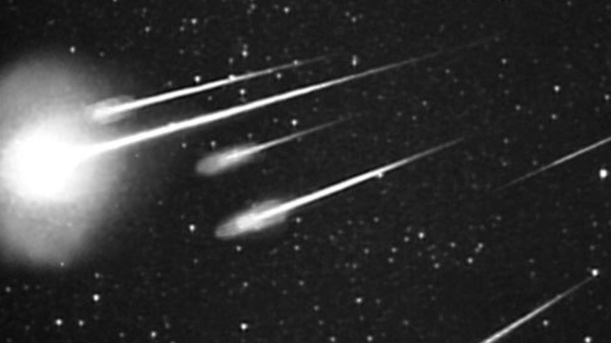 Leonids meteors