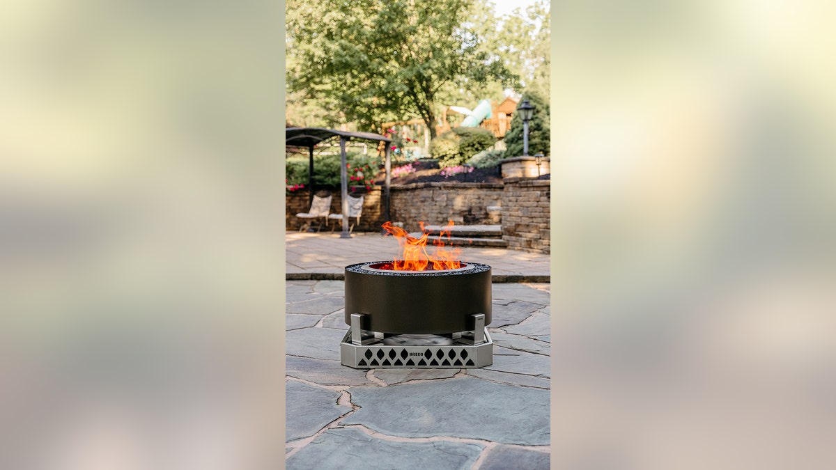 Breeo smokeless fire pit