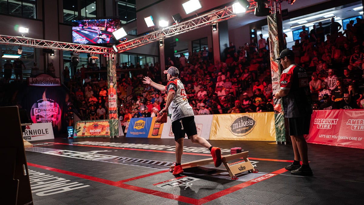 Matt Guy makes throw at American Cornhole League Pro Singles World Championship