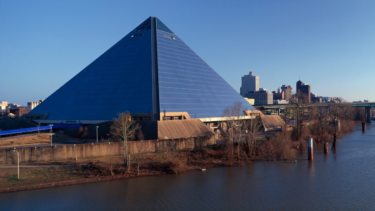 Memphis, Tennessee skyline