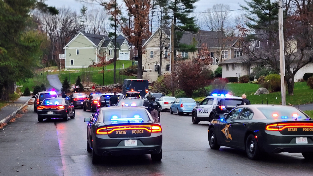 Amazon delivery truck stolen police pursuit