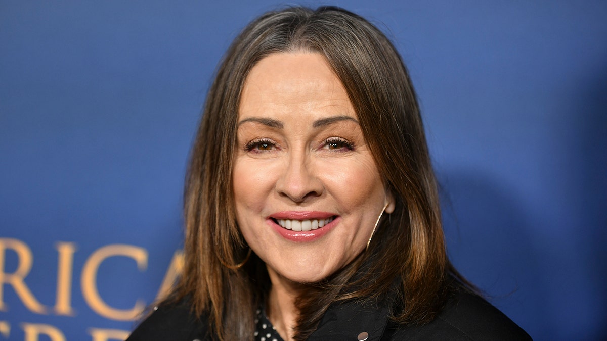 Patricia Heaton smiles from the red carpet.