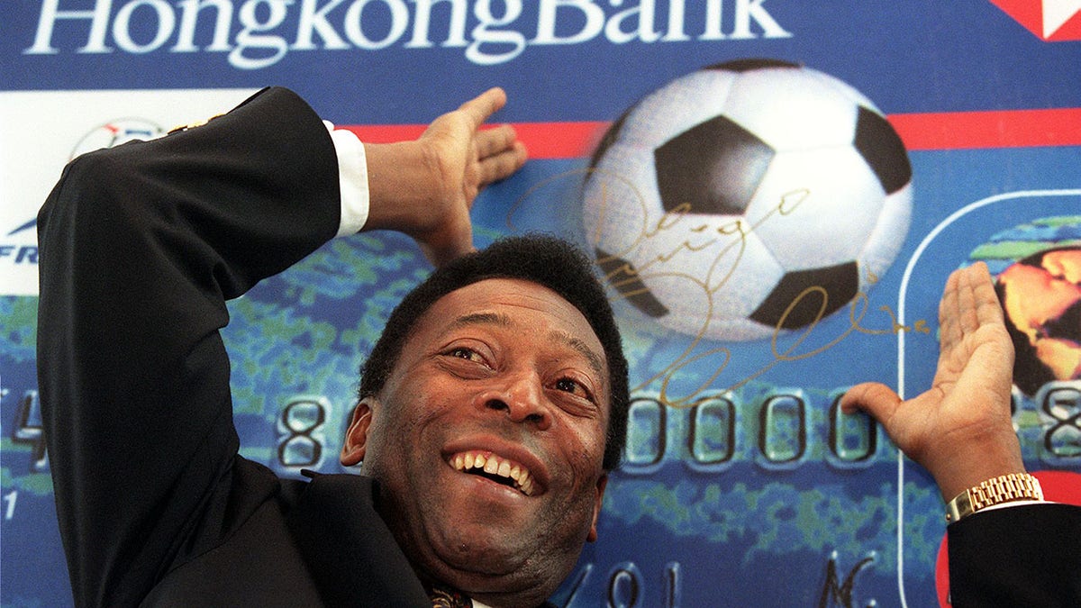 Pele in 2006