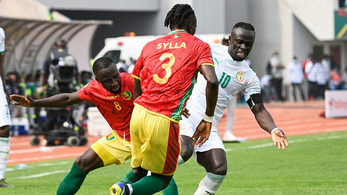 Senegal forward Sadio Mané to possibly miss entire World Cup due