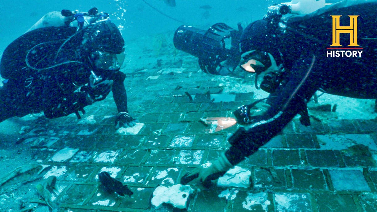 Shuttle challenger Debris