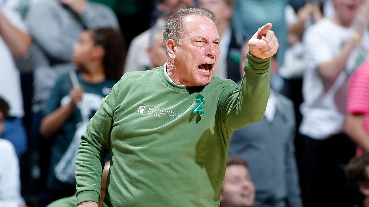 Tom Izzo vs Villanova