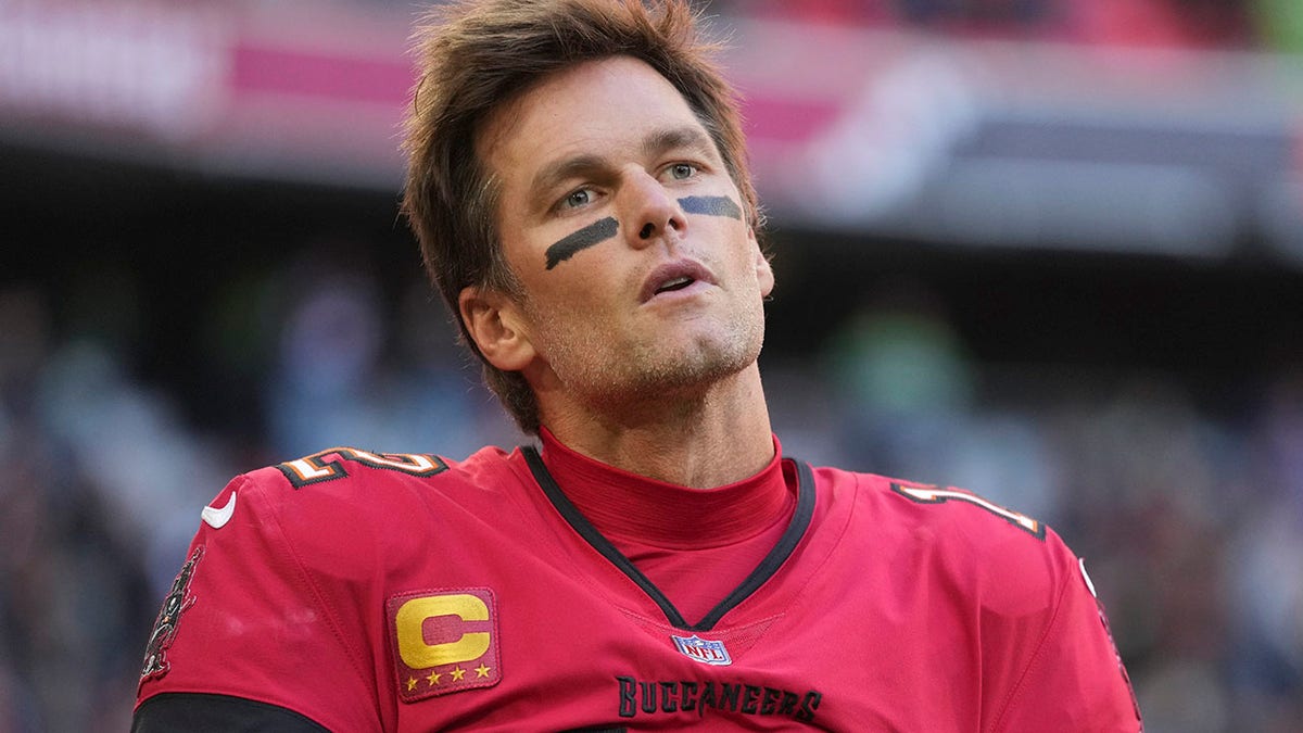 Why are Tom Brady's shoes blank? True reason behind Buccaneers star's  mysterious decision revealed