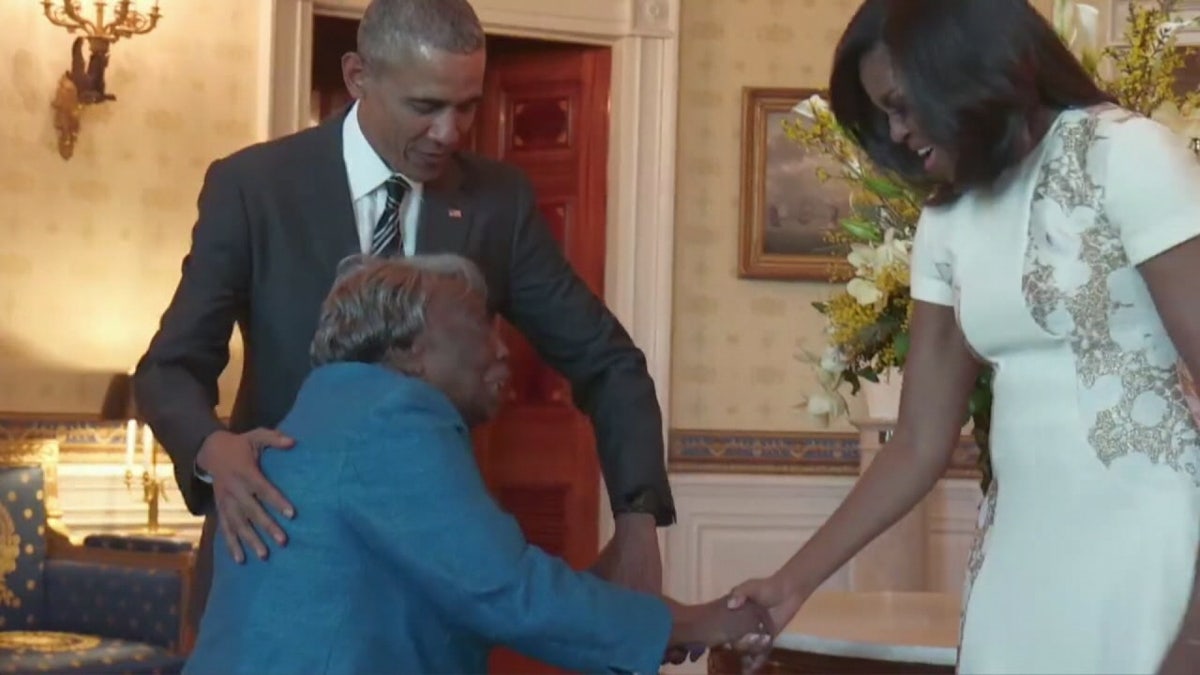 Virginia McLaurin meeting Barack and Michelle Obama in 2016