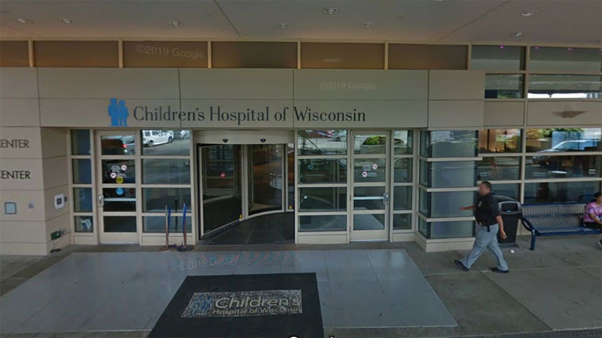 entrance to Children's Wisconsin