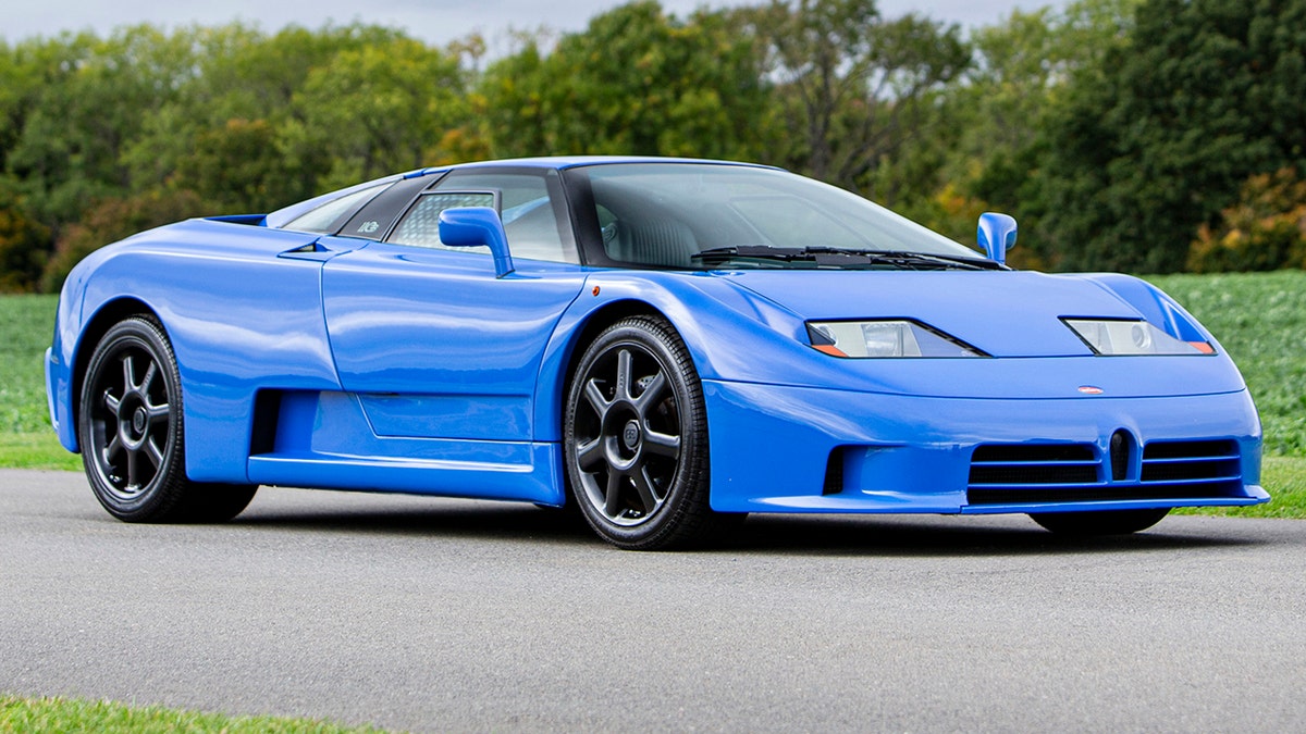 bugatti eb110