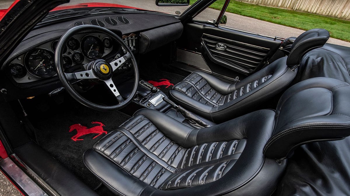 Ferrari daytona interior