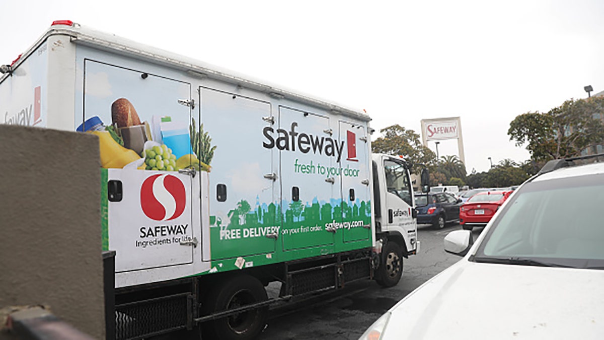 safeway grocery delivery truck