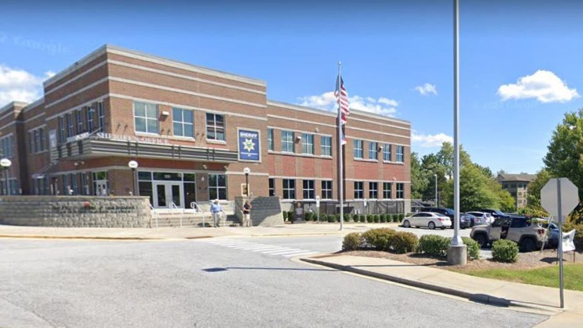 Henderson County Sheriff's Office building