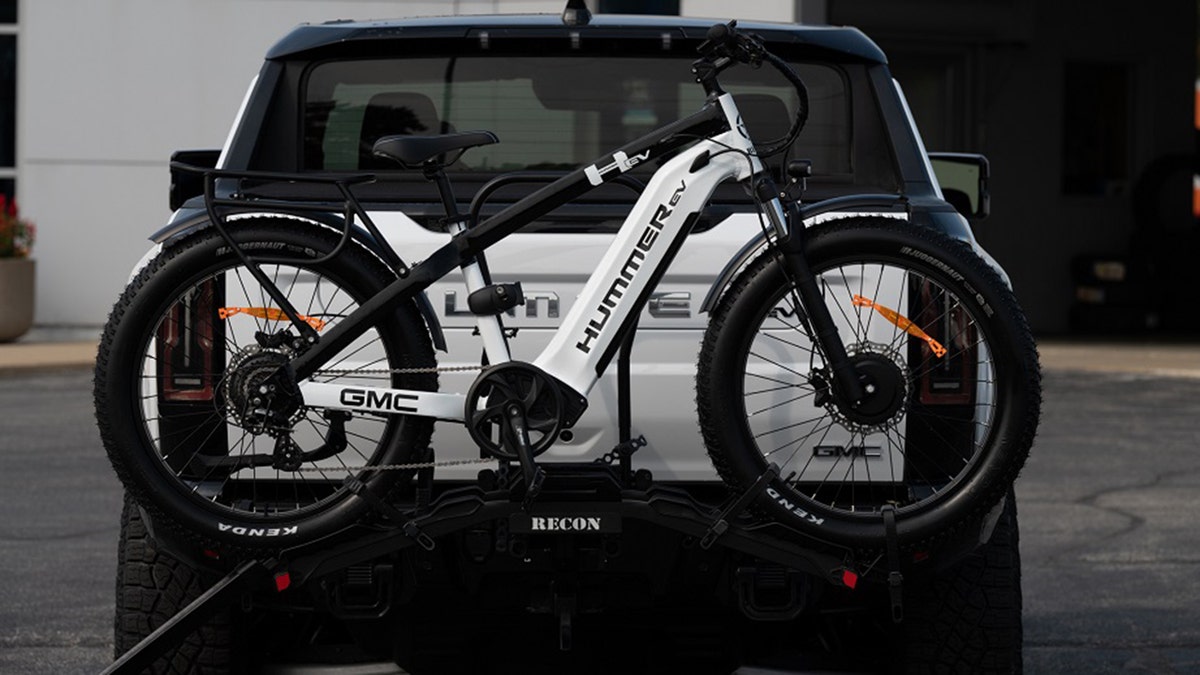 hummer bike on rack