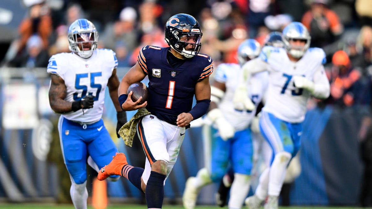 Lions' pick-six sparks comeback win over Bears, Justin Fields