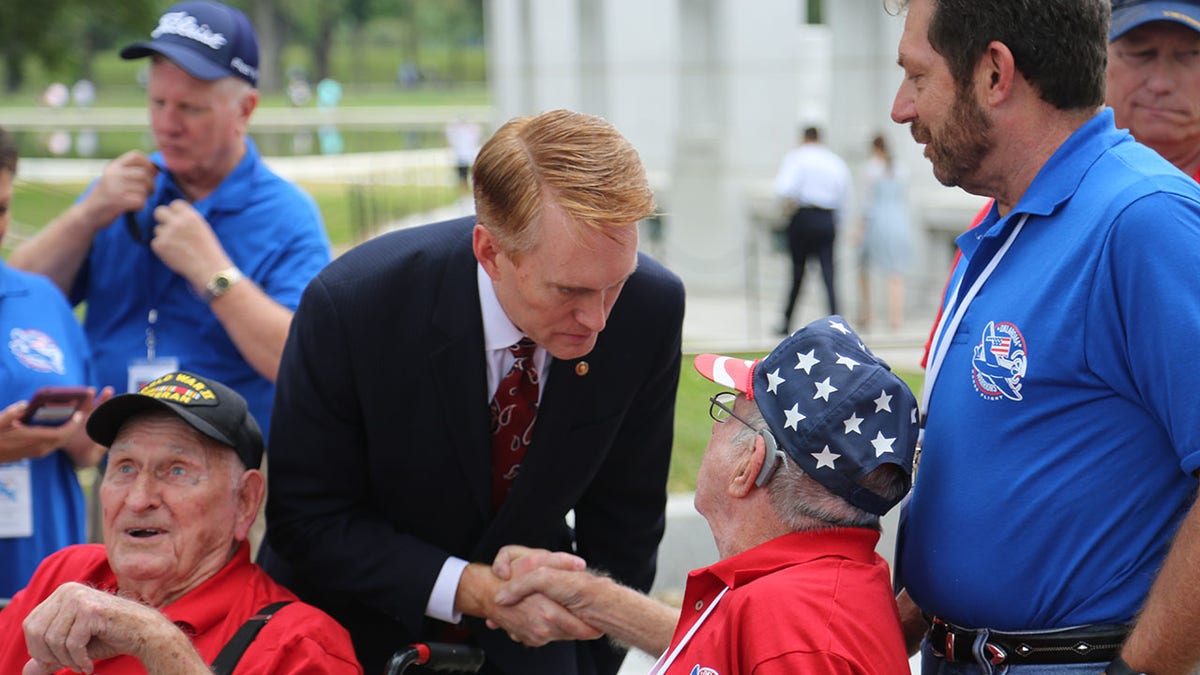 Giving to veterans at holiday time, Sen. James Lankford