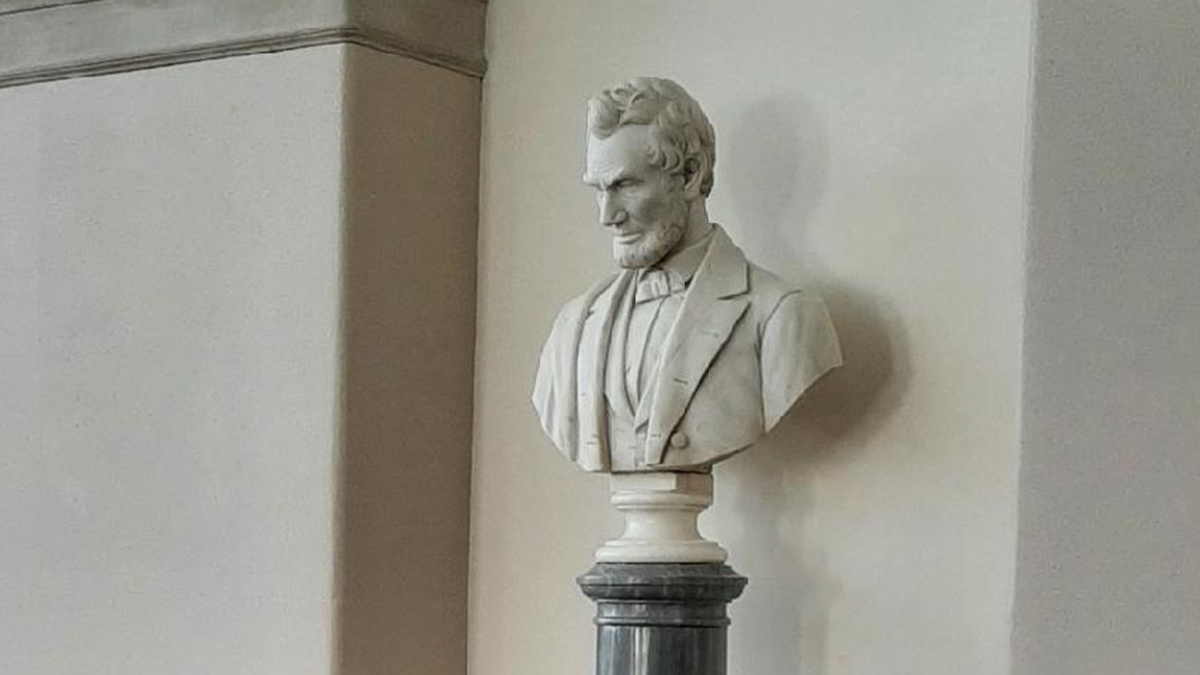 Lincoln bust on pedestal at Cornell