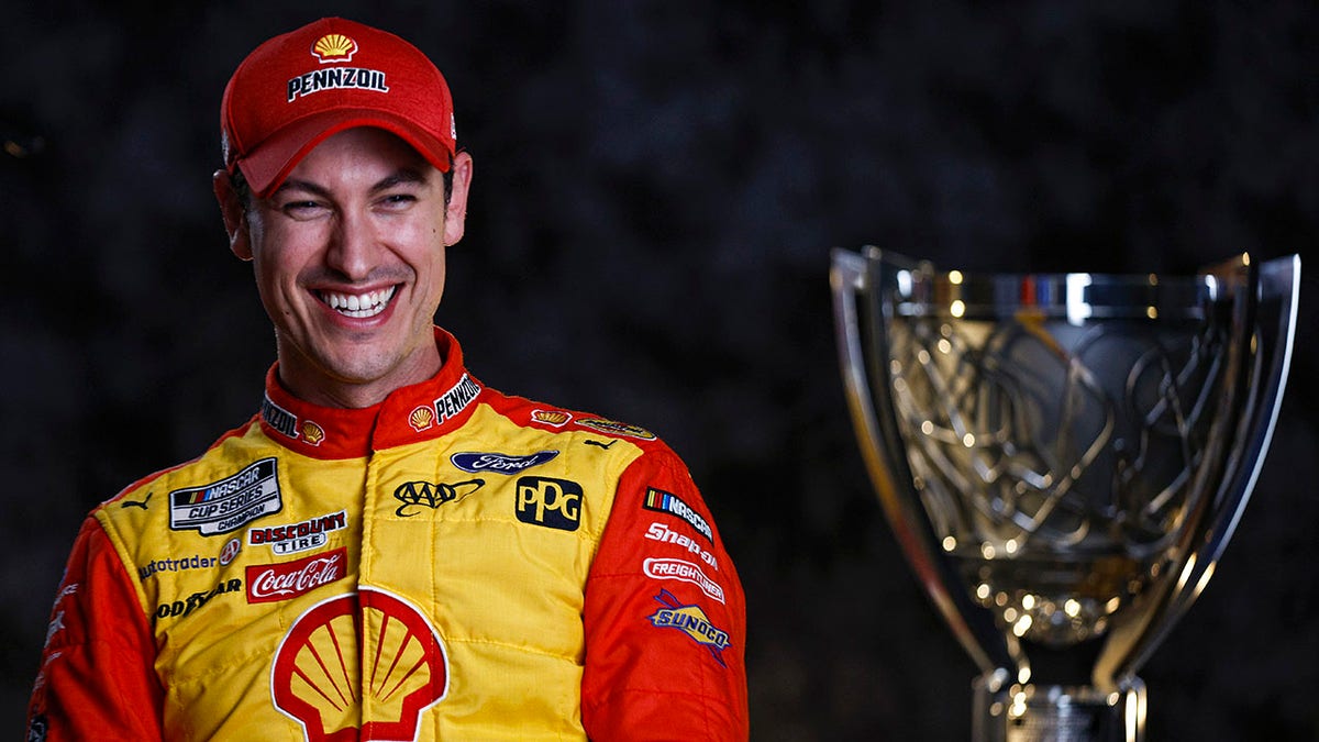 logano cup