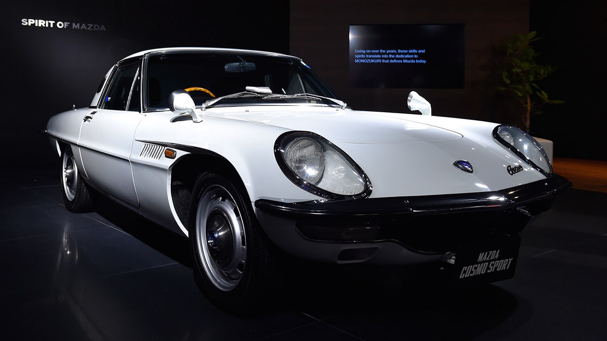 mazda cosmo