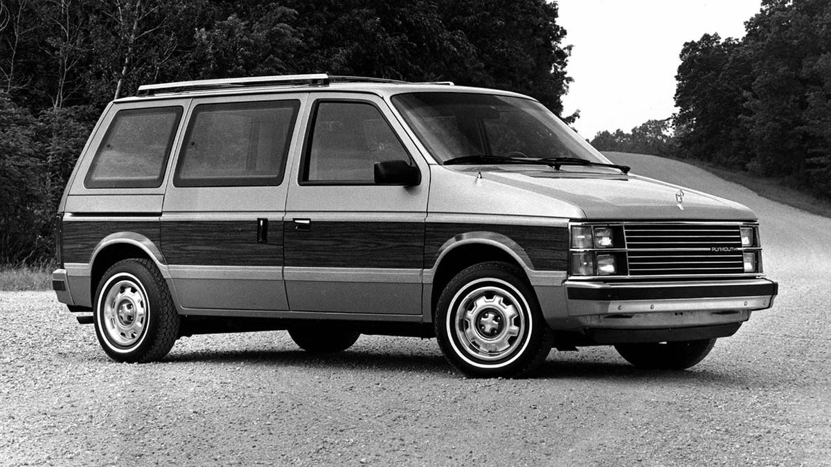 plymouth voyager